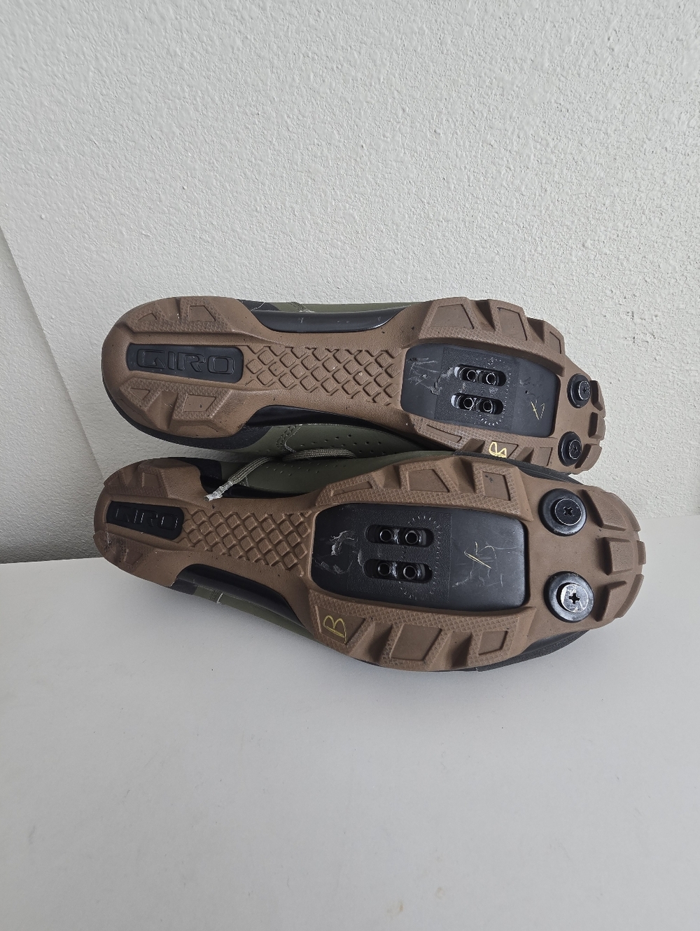 GIRO Privateer Lace Cycling Shoes Olive Green 43 USA 9.5 - Picture 5 of 10